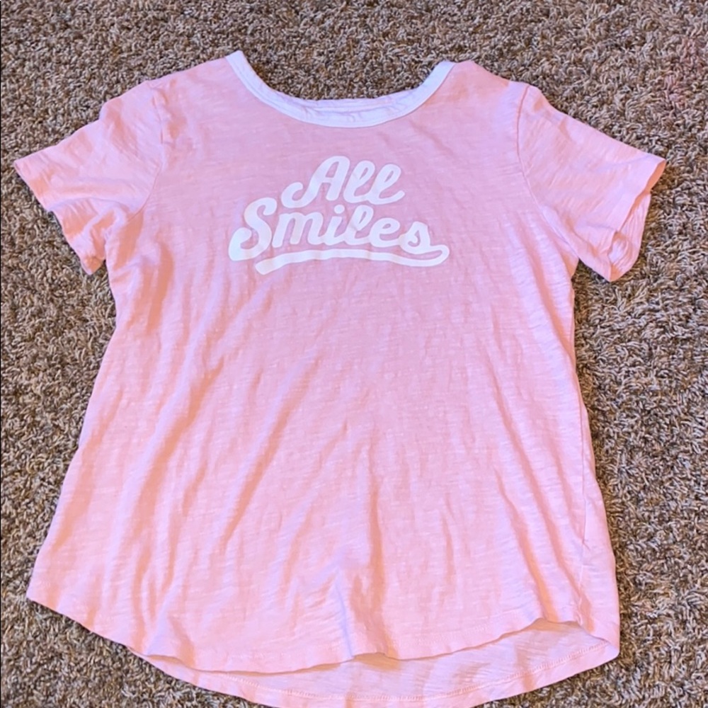 Short sleeve pink shirt